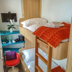 Budget Zimmer mit Kingsize-Bett