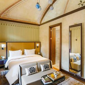 Deluxe Zimmer mit Kingsize-Bett