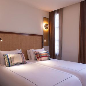 Zimmer mit zwei Einzelbetten