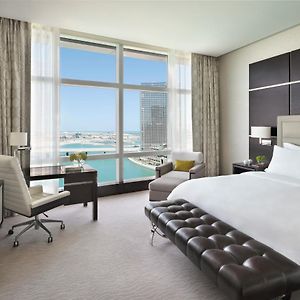 Deluxe Zimmer mit Kingsize-Bett
