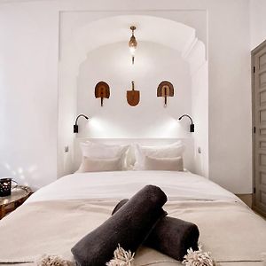 Standard Zimmer mit Kingsize-Bett