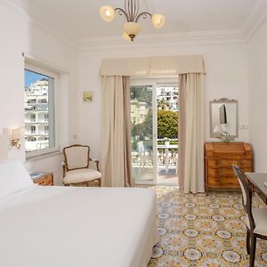 Zimmer mit Queensize-Bett