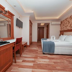 Deluxe Dreibettzimmer
