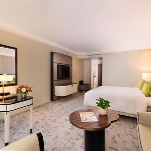 Premium Deluxe Zimmer mit Kingsize-Bett