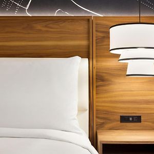 Classic Zimmer mit Kingsize-Bett