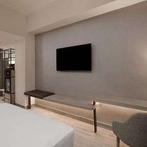 Deluxe Zimmer mit Kingsize-Bett