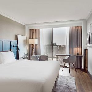 Superior Zimmer mit Kingsize-Bett