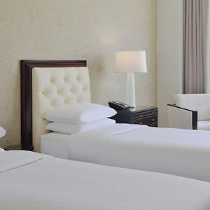 Executive  Beach Twin Room