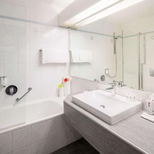 Comfort Zimmer mit Kingsize-Bett