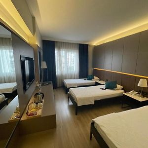 Dreibettzimmer