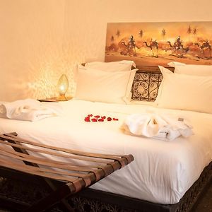 Deluxe Zimmer mit Kingsize-Bett