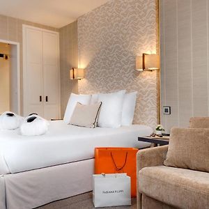 Deluxe Zimmer mit Kingsize-Bett