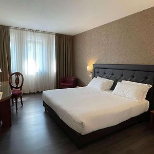 Superior Zimmer mit Kingsize-Bett