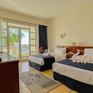 Standard Zimmer mit Kingsize-Bett