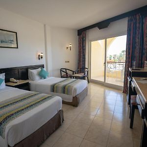 Standard Zimmer mit Kingsize-Bett