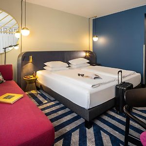 Superior Zimmer mit Kingsize-Bett