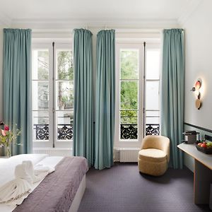 Zimmer mit Queensize-Bett