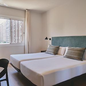 Zimmer mit zwei Einzelbetten