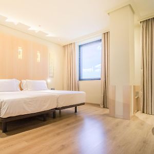 Zimmer mit zwei Einzelbetten