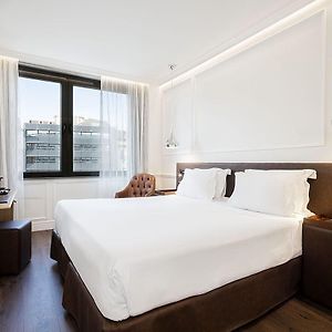Deluxe Zimmer mit Kingsize-Bett