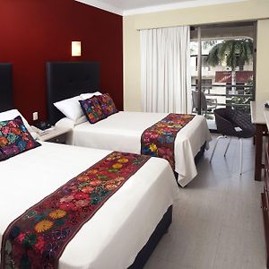Standard Zimmer mit Kingsize-Bett
