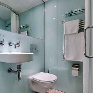 Club Zimmer mit zwei Einzelbetten