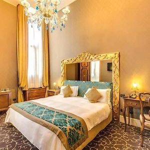 Zimmer mit Queensize-Bett