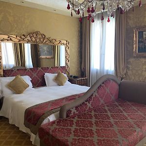 Suite mit Kingsize-Bett