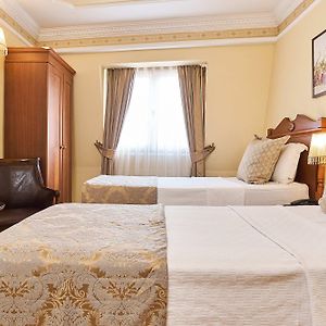 Zimmer mit zwei Einzelbetten