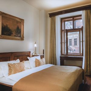Deluxe Zimmer mit Kingsize-Bett
