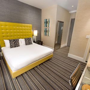 Superior Zimmer mit Kingsize-Bett