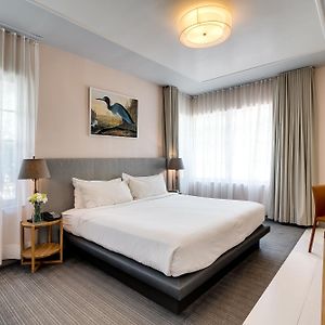 Standard Zimmer mit Kingsize-Bett