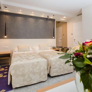 Familien-Zimmer