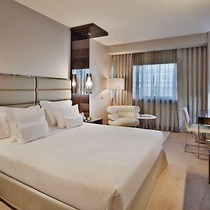 Deluxe Zimmer mit Kingsize-Bett