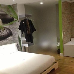 Superior Zimmer mit Kingsize-Bett