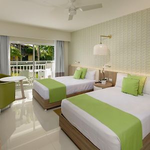 Standard Zimmer mit Kingsize-Bett