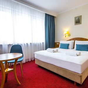 Luxus Zimmer mit Kingsize-Bett