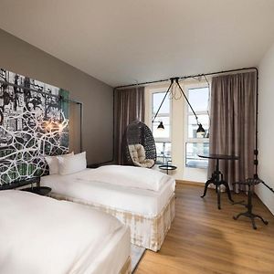 Superior Plus Zimmer mit Kingsize-Bett
