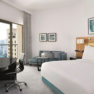 Superior Zimmer mit Kingsize-Bett
