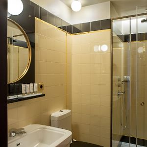 Deluxe Zimmer mit Kingsize-Bett