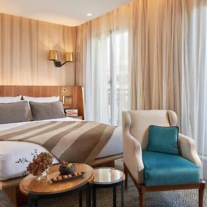 Superior Zimmer mit Kingsize-Bett