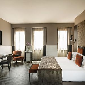 Deluxe Zimmer mit Kingsize-Bett