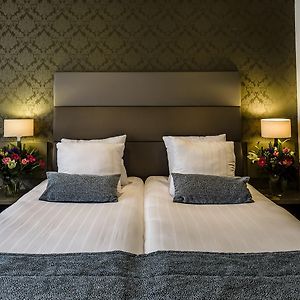Zimmer mit zwei Einzelbetten