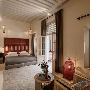 Deluxe Zimmer mit Kingsize-Bett