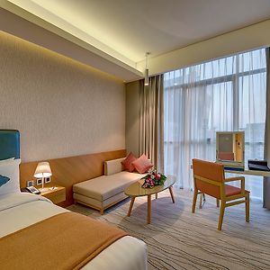 Deluxe Zimmer mit Kingsize-Bett
