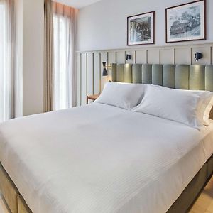 Zimmer mit Queensize-Bett