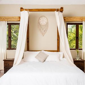Deluxe Zimmer mit Kingsize-Bett