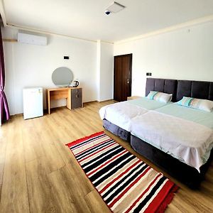 Standard Zimmer mit zwei Einzelbetten