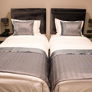 Zimmer mit zwei Einzelbetten