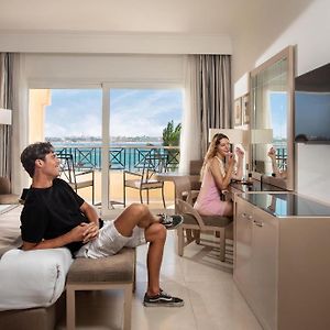 Premium Deluxe Zimmer mit Kingsize-Bett